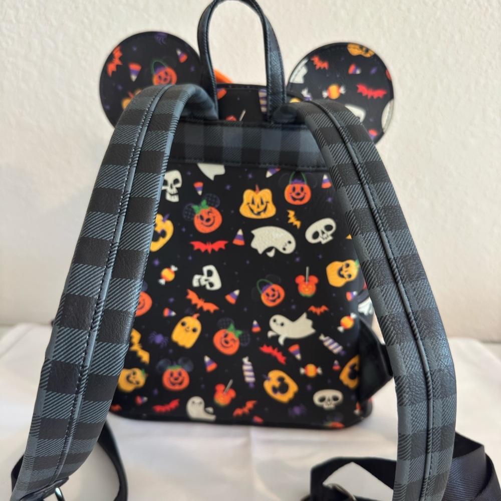 Loungefly Black and Orange Halloween Mini Bag - Picture 4 of 8